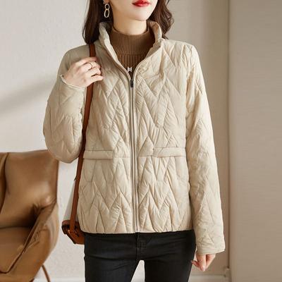 Leichter kurzer Baumwollmantel für Damen Übergröße Dünne Baumwolljacke für Mütter mittleren Alters Herbst und Winter