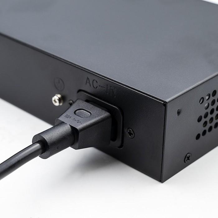 Ethernet PoE SWITCH 4x RJ45 PoE 1x RJ45Upli