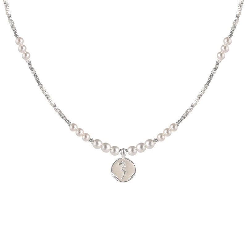 Elegant Pearl Rose Flower Clavicle Necklace for Women - New Style, Sweet, Light Luxury