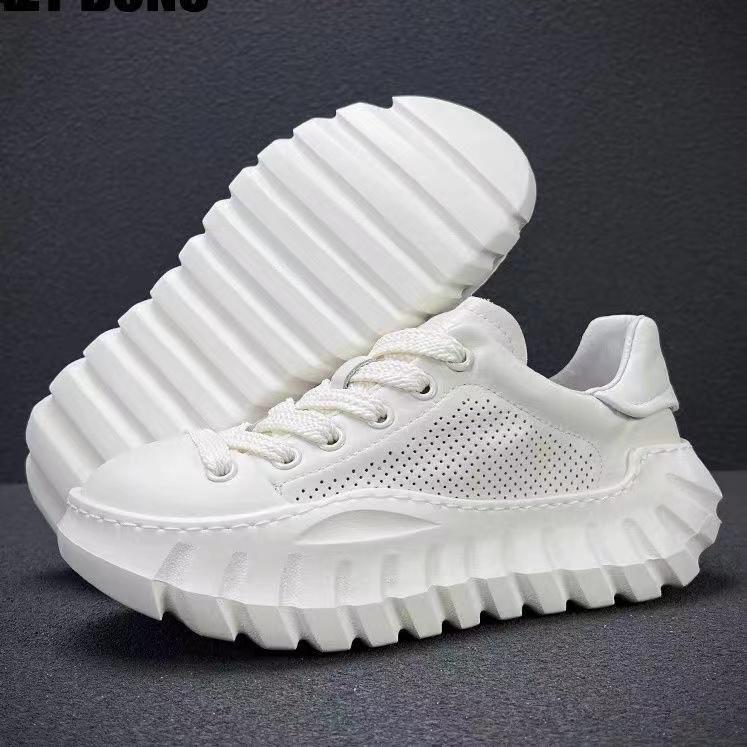 

2025 Retro Luxury leather men s shoes Design Original Platform lace-up casual shoes Man Fashion comfort sneaker 44