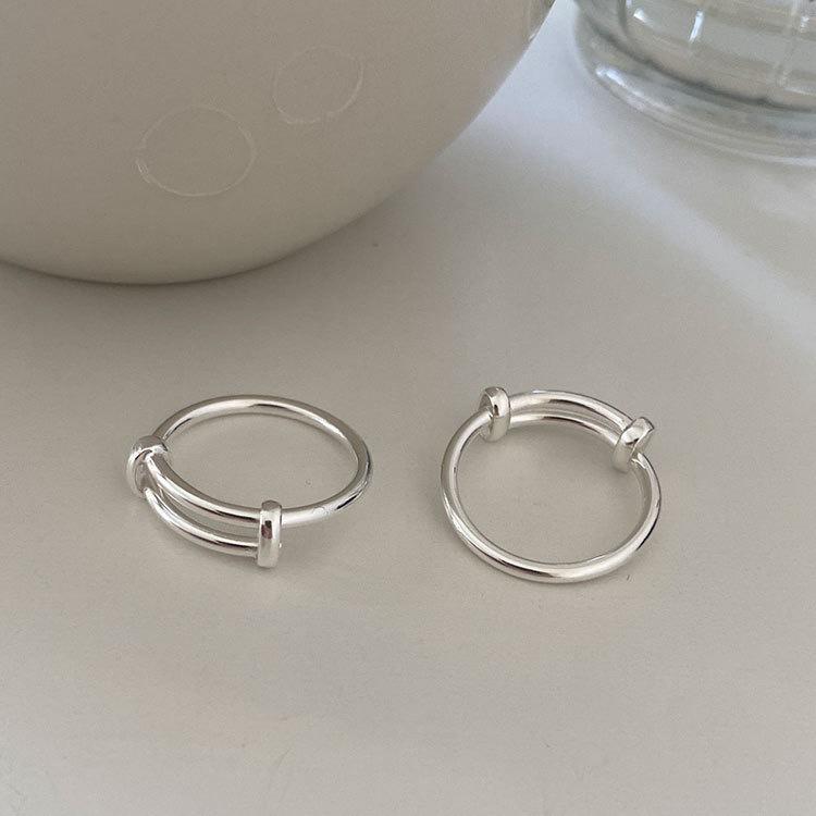 Retro Korean Dongdaemun Hip Hop Push-Pull Ring for Women - Simple, Creative Punk Design for Index Finger