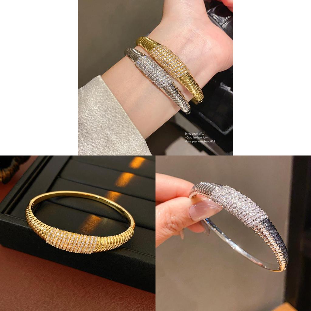 Elegant Striped Oval Bangle Bracelet With Gold Plating For Fashionable Women