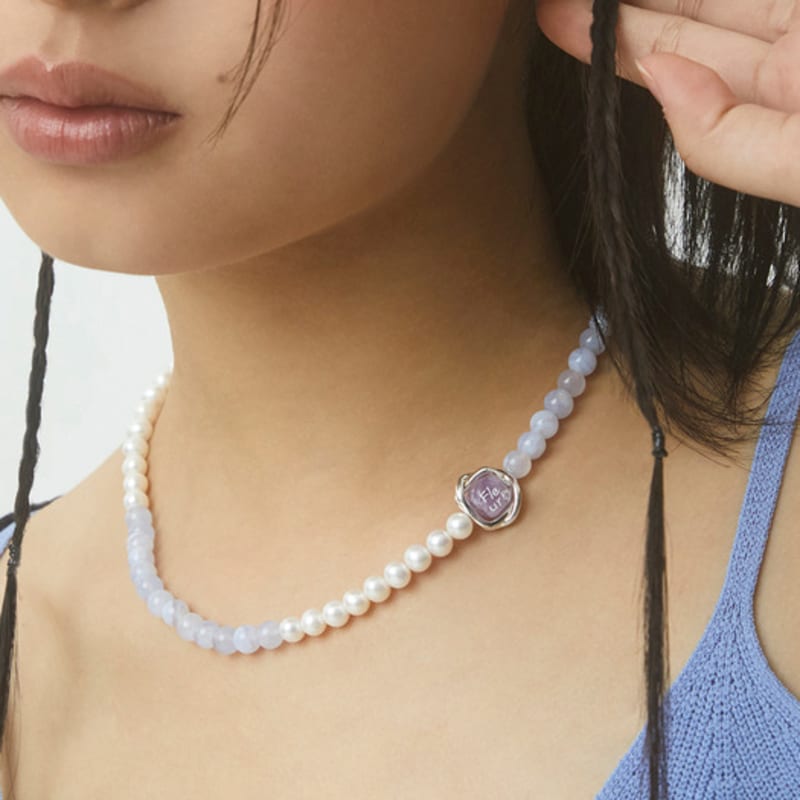 

NINE PIECE FLOWER KUNZITE NECKLACE 40.5+2cm