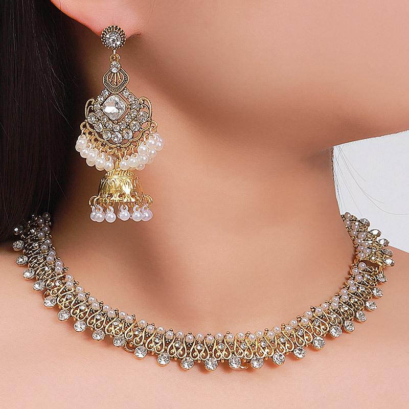 Vintage Sparkling Diamond Pearl Accessories Temperament Women s Necklace Earrings Jewelry Set