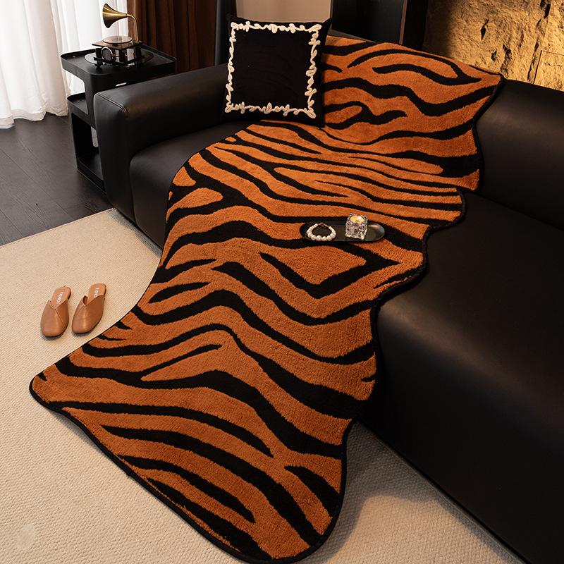 New Special-Shaped Sofa Cushion Light Luxury High-End Non-Slip Seat Cushion Autumn And Winter Straight Row Plush Leather Sofa Cover