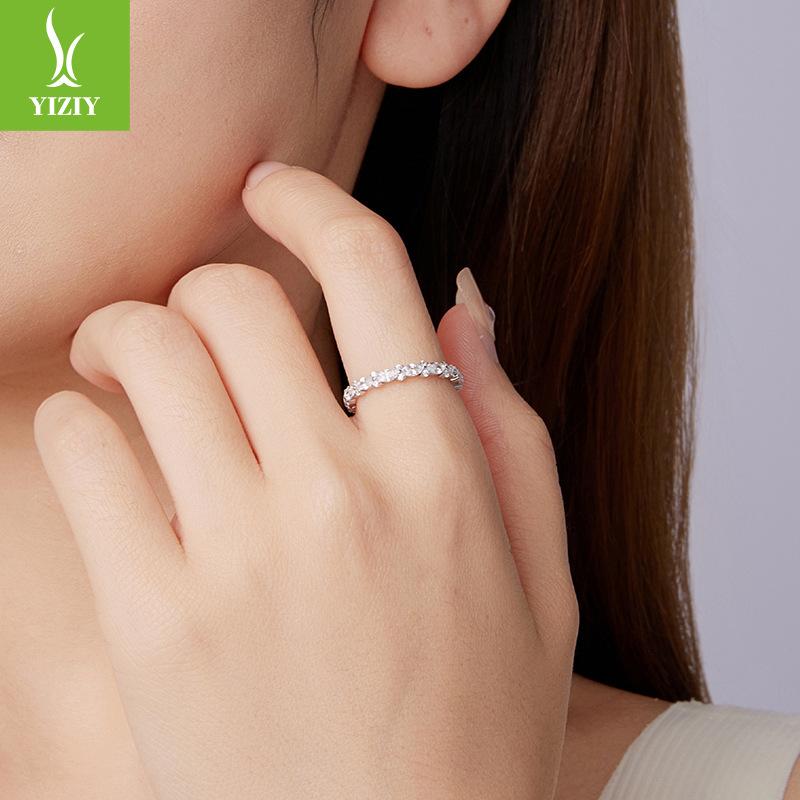 Exquisite Shining Zircon Single Ring Women'S Elegant Charm Luxury Style S925 Sterling Silver Ring Jewelry
