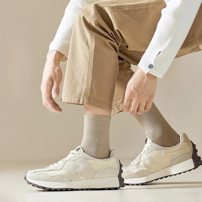 Men Cotton Mid Crew Socks Solid Color Casual Winter Sports Socks Simple Basic Long Socks For Men Comfortable And Versatile