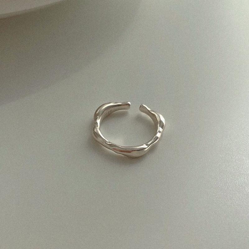 Korean INS Niche Design: 925 Sterling Silver Minimalist Irregular Pleated Texture Open Ring for Women