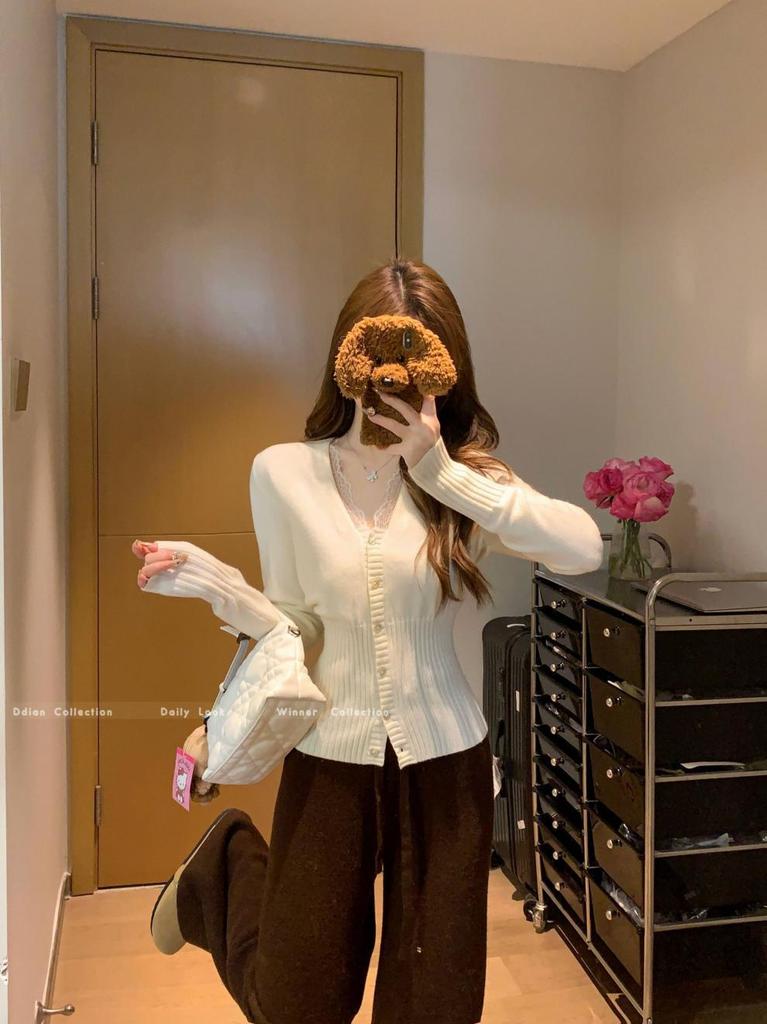 Korean V-Neck Lace Splicing Cashmere Cardigan – Women's Waist-Cinching Sweater for Early Spring