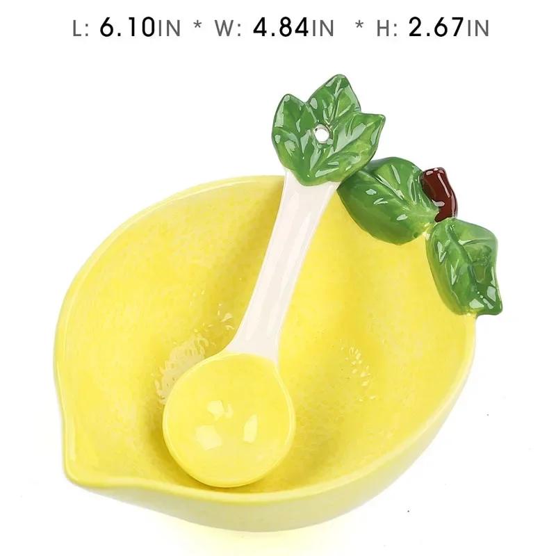 Ceramic Creative Fruit Shape  Bowl Cartoon Vegetable Tableware  Cute Bowl Serving Bowl Strawberry  with Spoon Japanese