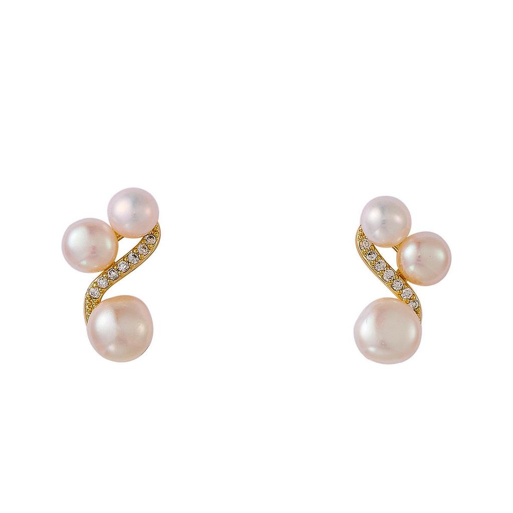 Pearl Stud Earrings - Hong Kong Style, Versatile Luxury Design for a Sophisticated Look.