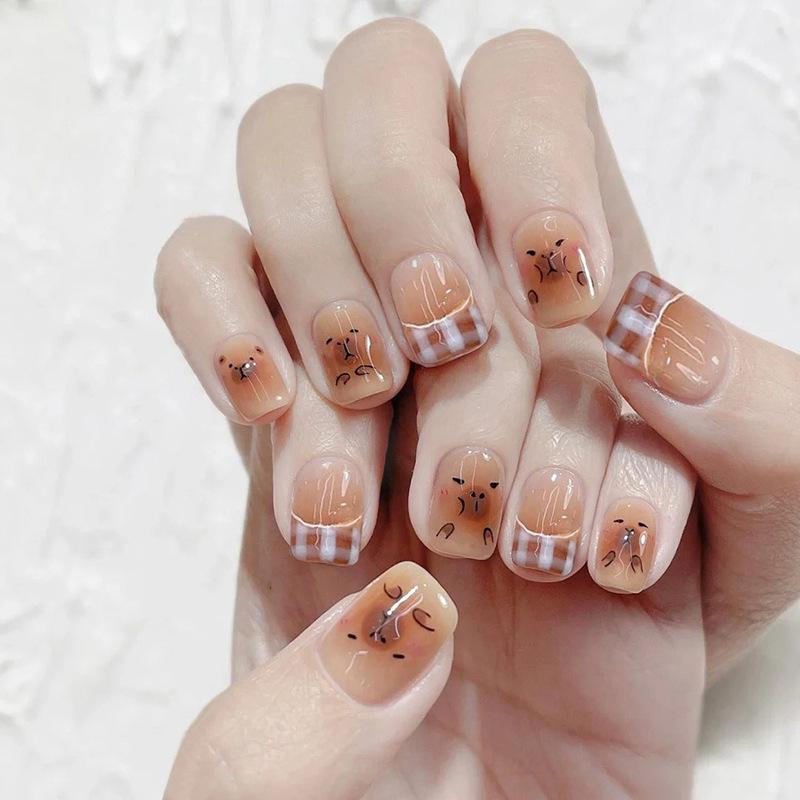 

Capybara Cartoon Plaid Press-On Nails - Cute Short French Nail Art Patches