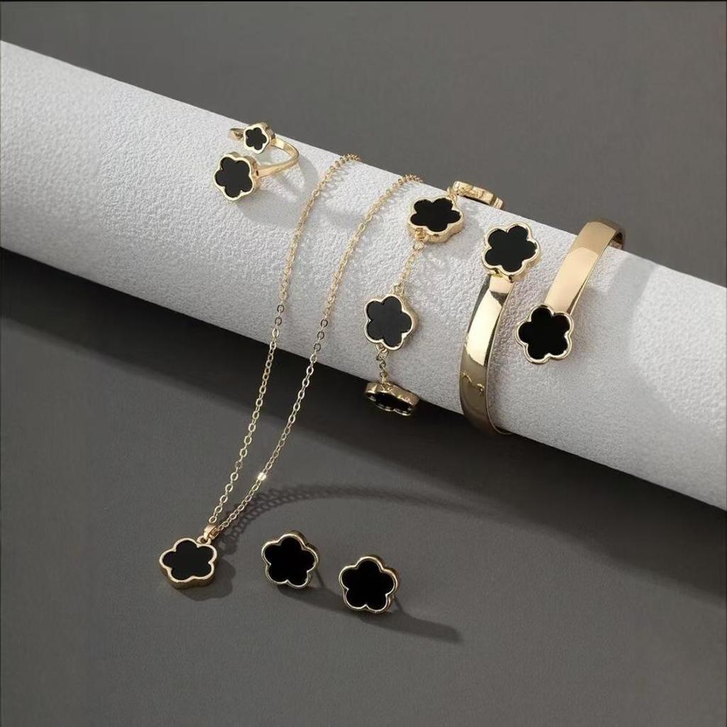 European Elegance: Five-Petal Flower Jewelry Set (Necklace, Bracelet, Bangle, Earrings, Ring)