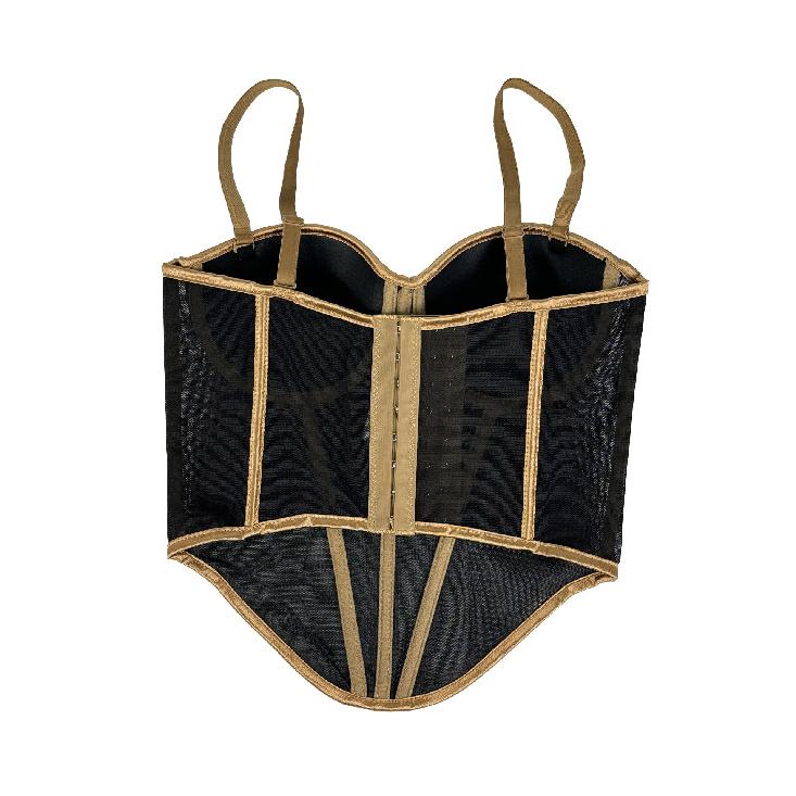 Gorsety, modna i elegancka odzież damska