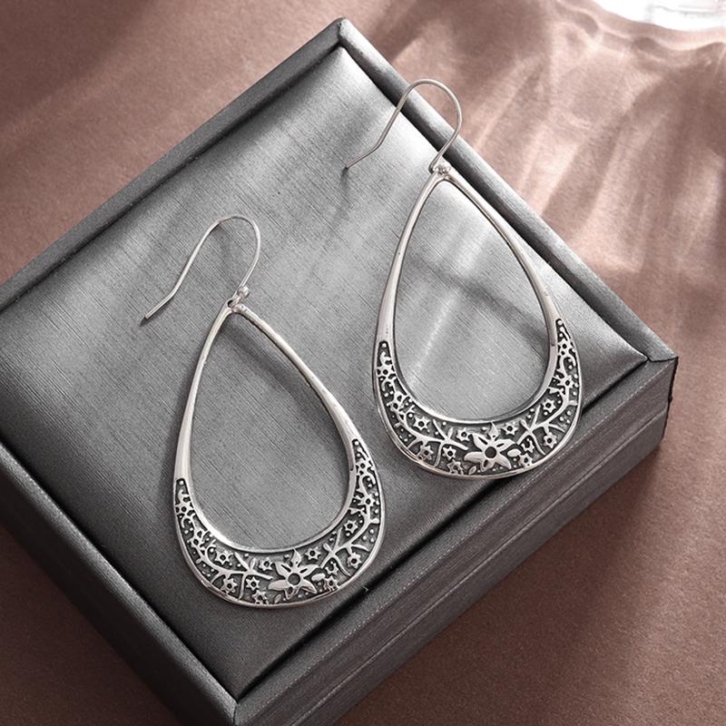 Retro Popular Hollow Earrings Crescent Pattern Earrings for Men and Women Trendy Hip-Hop Rock Earrings Jewelry