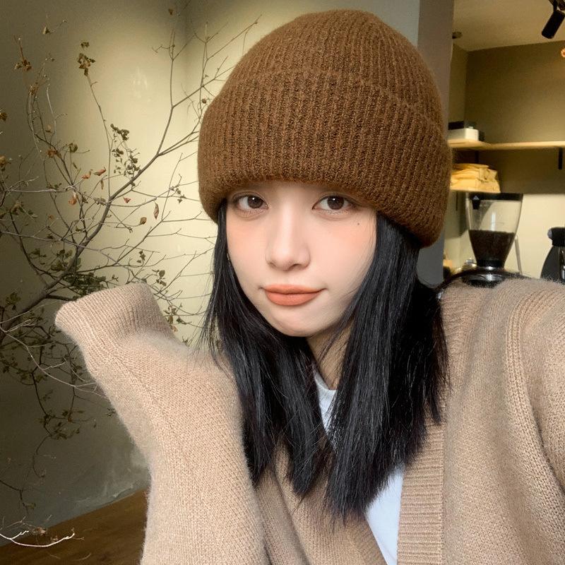 Hat Women's Autumn and Winter Wool Hat Tide Warm Ear Protector Cold Hat Pullover Hat Solid Color Versatile Face Small Knitted Hat