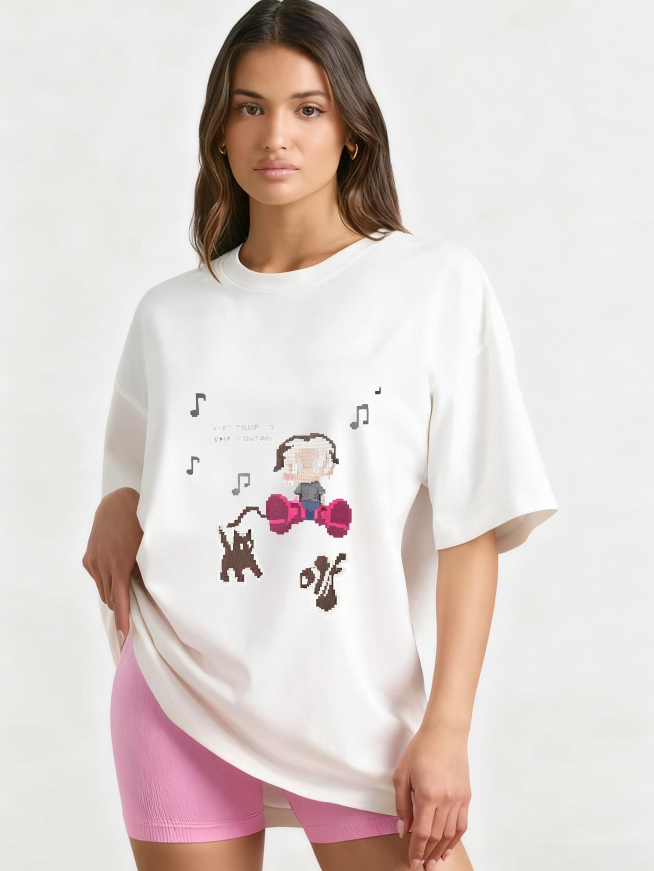 Футболка оверсайз черная пиксельная графика мультяшный персонаж ноты надпись Keep True To One Dream повседневная уличная одежда женский топ S белый