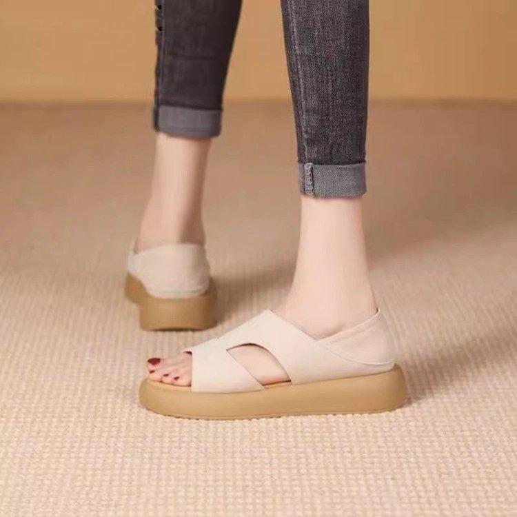 Thick-soled Roman sandals women's 2025 new summer outer wear with skirt soft sole high-end pregnant women wear two slippers