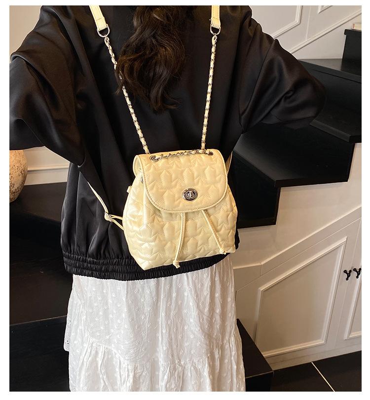 Premium Texture Fashion Versatile Fashion Trend Backpack Women's 2025 Summer New Simple and Lightweight Small Backpack