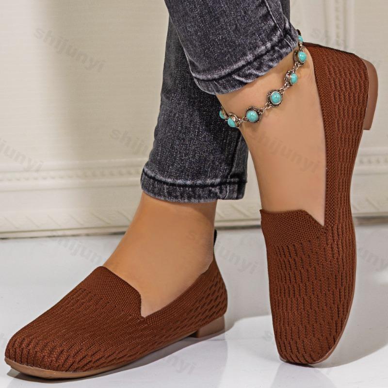 Fashion Women Flats Casual Shoes Fashion Footwear Nurse Shoes Slip on Sneakers Woman Outdoor Plus Size Female Footwear Women Moccasins