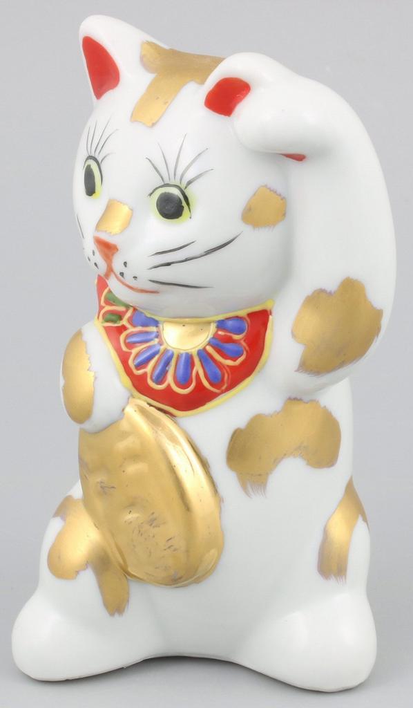 Kutani ware Oval Maneki-neko (beckoning cat) No. 3, Gold-rimmed A-0069