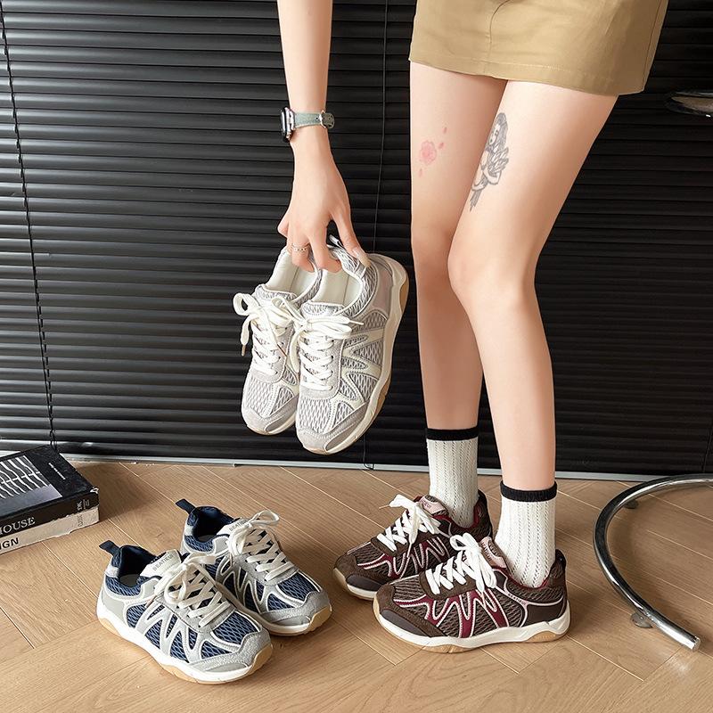 Popular comfortable and versatile breathable mesh surface not stuffy feet casual shoes women's 2025 autumn new lightweight soft-soled running shoes