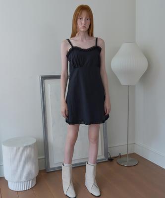 Sopeuteuseoul Layered Frill Bustier Dress [Black]