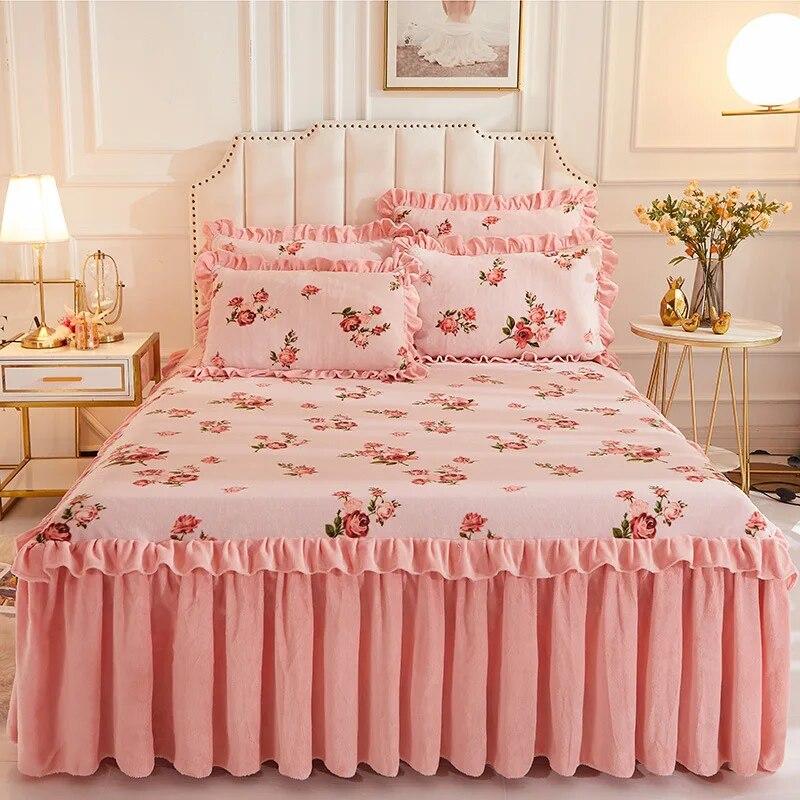 Winter Soft Smooth Velvet Thicken Bedspread High Grade King Queen Size Coral Fleece Quilted Bed Skirt Not Including Pillowcase