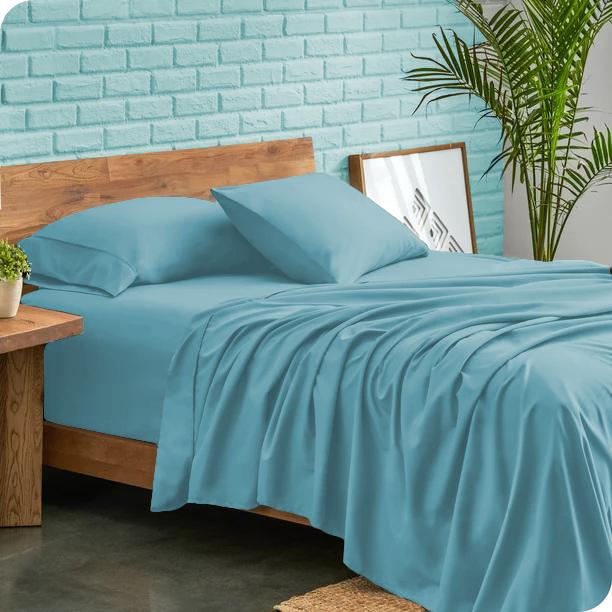 طقم مفروشات فاخر مكون من 4 قطع 600 خيط 100% قطن مصري نمط سادة بجيوب عميقة 30 سم – طقم مفروشات فائق النعومة ومتين بجيوب عميقة لجميع المقاسات