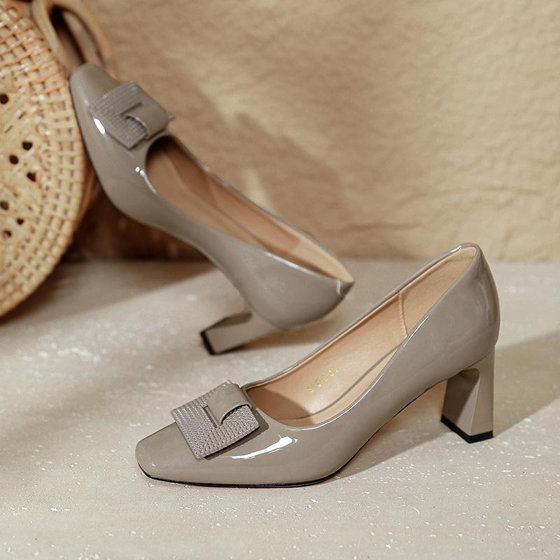 Square Head High Heels Thick Heel Not Tired Feet Patent Leather Red Wedding Shoes 2025 New Spring and Autumn Women's Shoes French Shallow Mouth Single