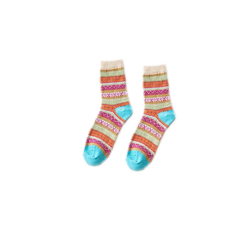 5 Pairs of Thickened Warm Rabbit Wool Socks for Women, Wavy Ethnic Style Cashmere Women's Socks