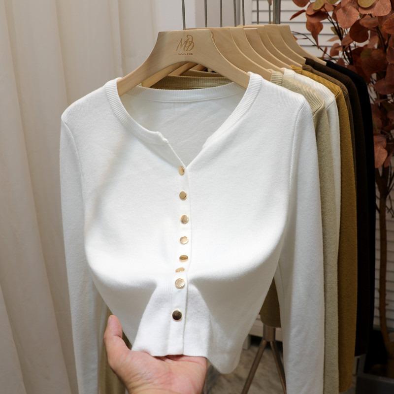 Gentle style solid color metal buckle simple short knitted long-sleeved cardigan v-neck sweater women's autumn and winter top