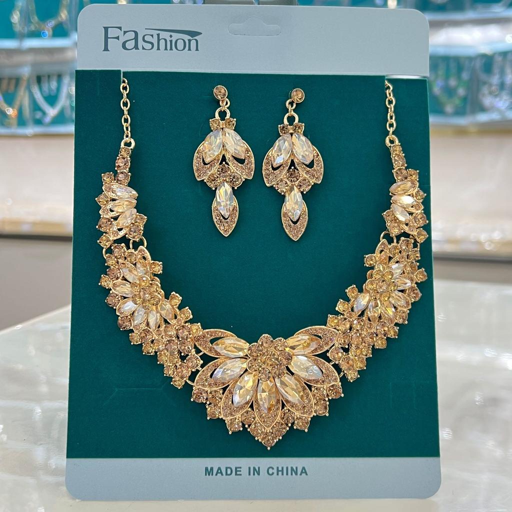 Bridal Necklace and Earrings Set - Colorful  Vintage-inspired  High-end Design Accessories