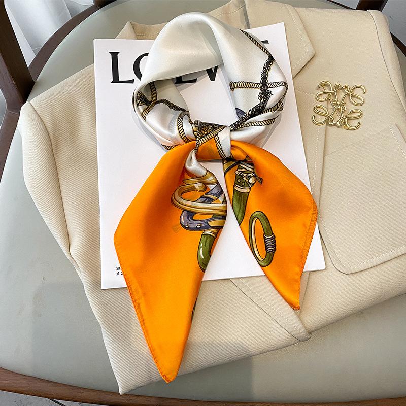 Elegant Floral Scarf for Lady Fashion Square Silk Neck Kerchief Bandana Foulard Soft Hairbands Women  New Bufanda
