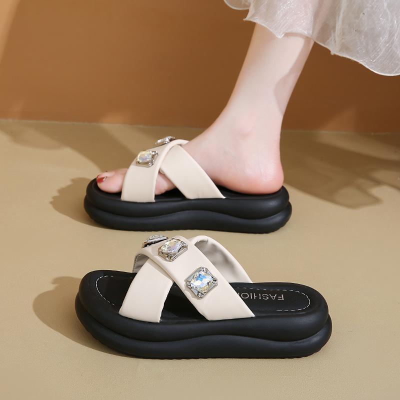 Platform Slippers Women's 2025 Summer New European Rhinestones Fashion Casual Wear One-word Sandals Women
