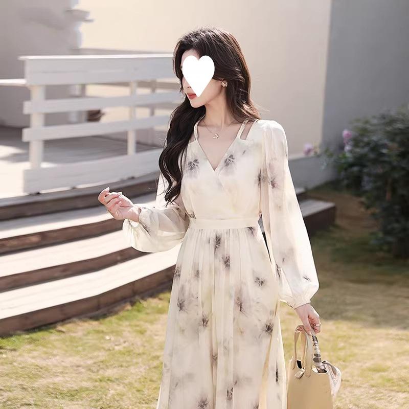 French Spring and Autumn New Printing Mori Super Fairy High Waist Thin Romantic Long Sleeve Long Dress Niche Design