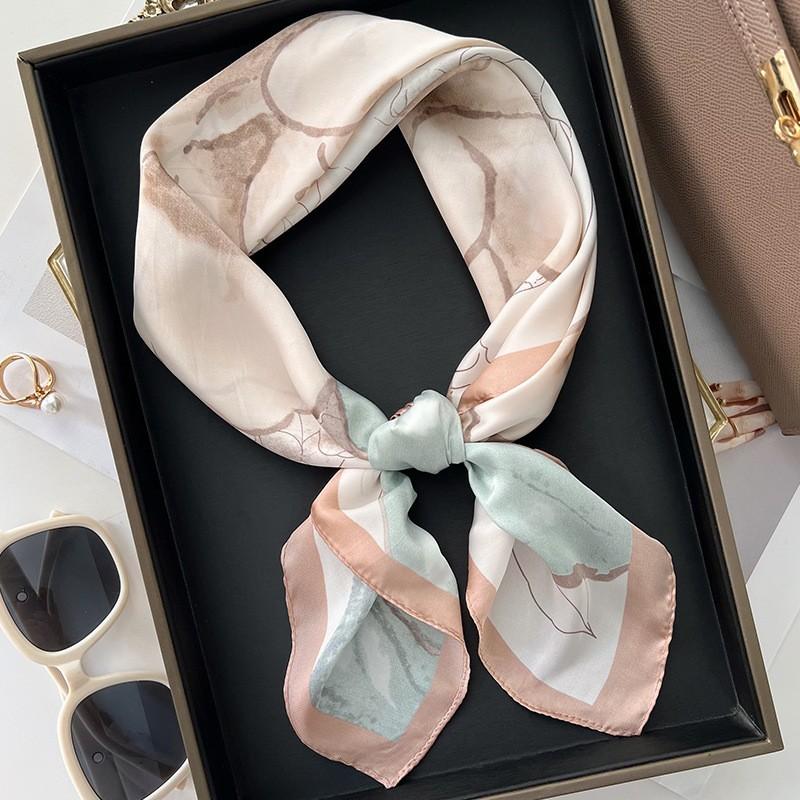 Spring and Summer Graffiti Flowers 71 * 71 Square Scarf Travel Sunscreen Headscarf Practical High-end Scarf for Mother