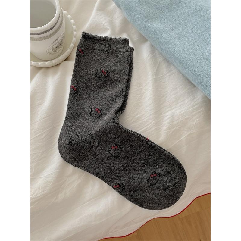 Damen Frühling und Herbst Einfarbig Katze Blasenmaul Spitze College Wind Röhren Plüschsocken