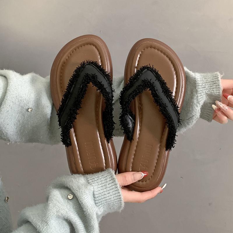 Lightweight and explosive non-slip flip-flops for women s summer outer wear advanced cool slippers 35