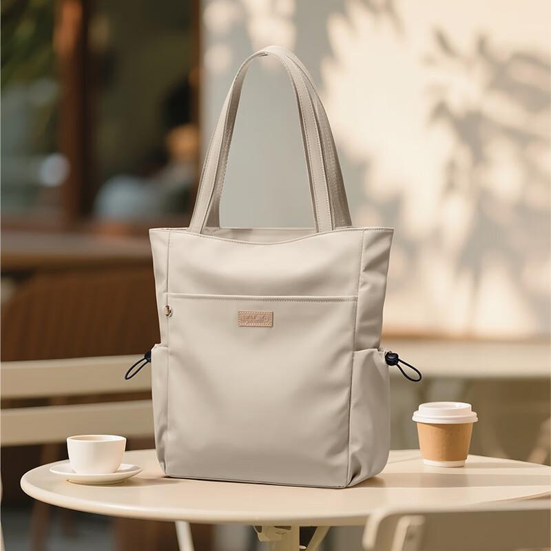 GOLF Shoulder Bag, Handbag, Large Capacity, Canvas Bag, Water-Resistant Tote Bag, Apricot Color