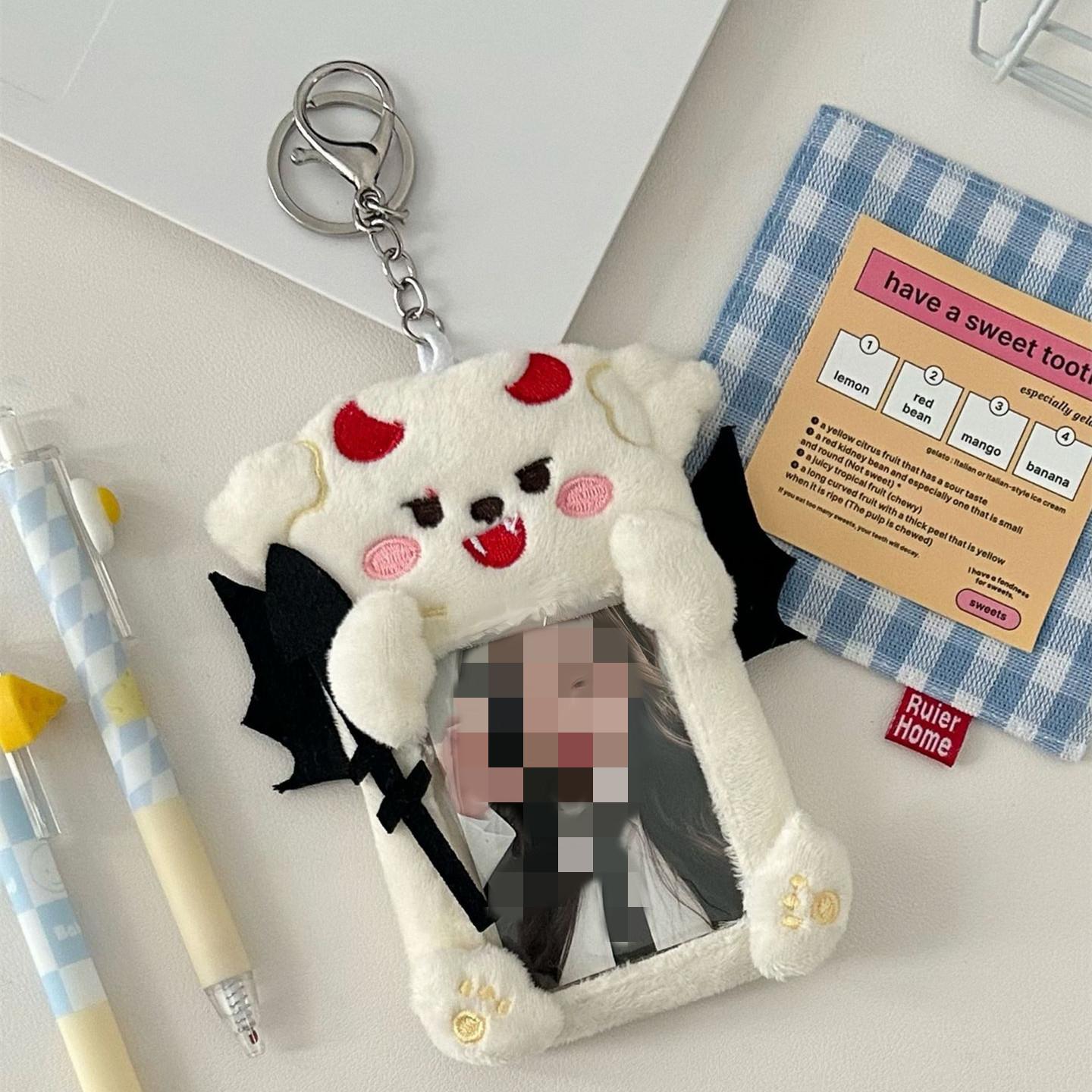 

Креативный стиль, шикарный держатель для фотокарт Kpop Idol, плюшевая летучая мышь, демон, кот, щенок, чехол для фотокарточки, студенческий билет, протектор для автобусной карты