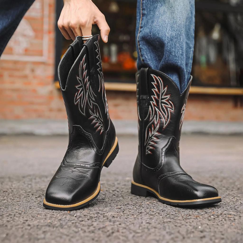 Men High Boots Embroidery Retro Handmade Mens Boots Western Cowboy Boot Pointed Toe Boots Hand Stitching Outdoor Men's Shoes