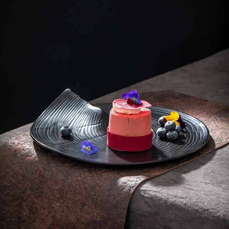 Round Stripe Ceramic Dinner Plate Restaurant Special-shaped Irregular Dessert Plate Hotel Restaurant Tableware Kitchen Utensils