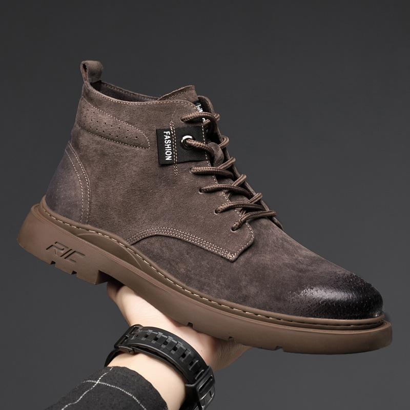 Pánské boty Martin z pravé hovězí kůže podzim a zima nové boty na silné podrážce se středně vysokým svrškem britské pánské boty se středně vysokým svrškem univerzální pracovní krátké