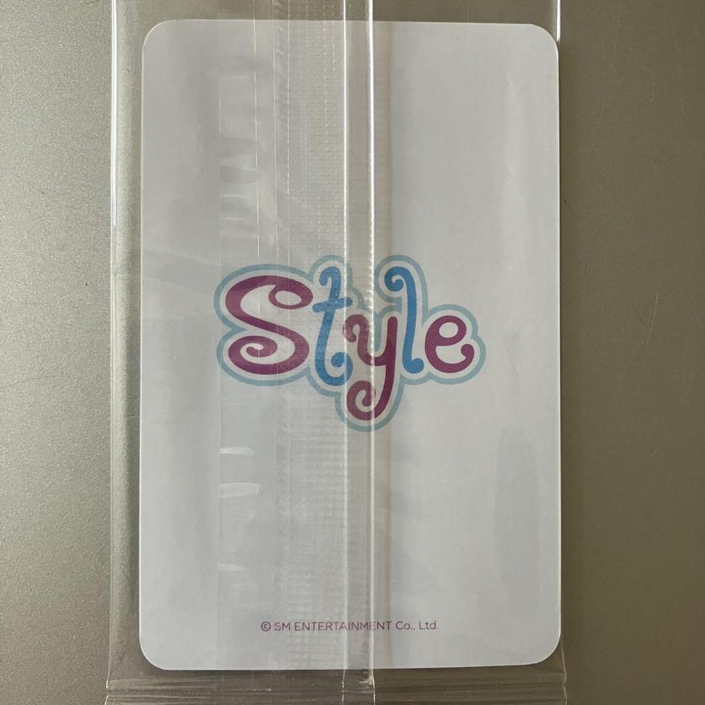 [USED] Hearts2Hearts STYLE Ktown4u Rakidro Yeon