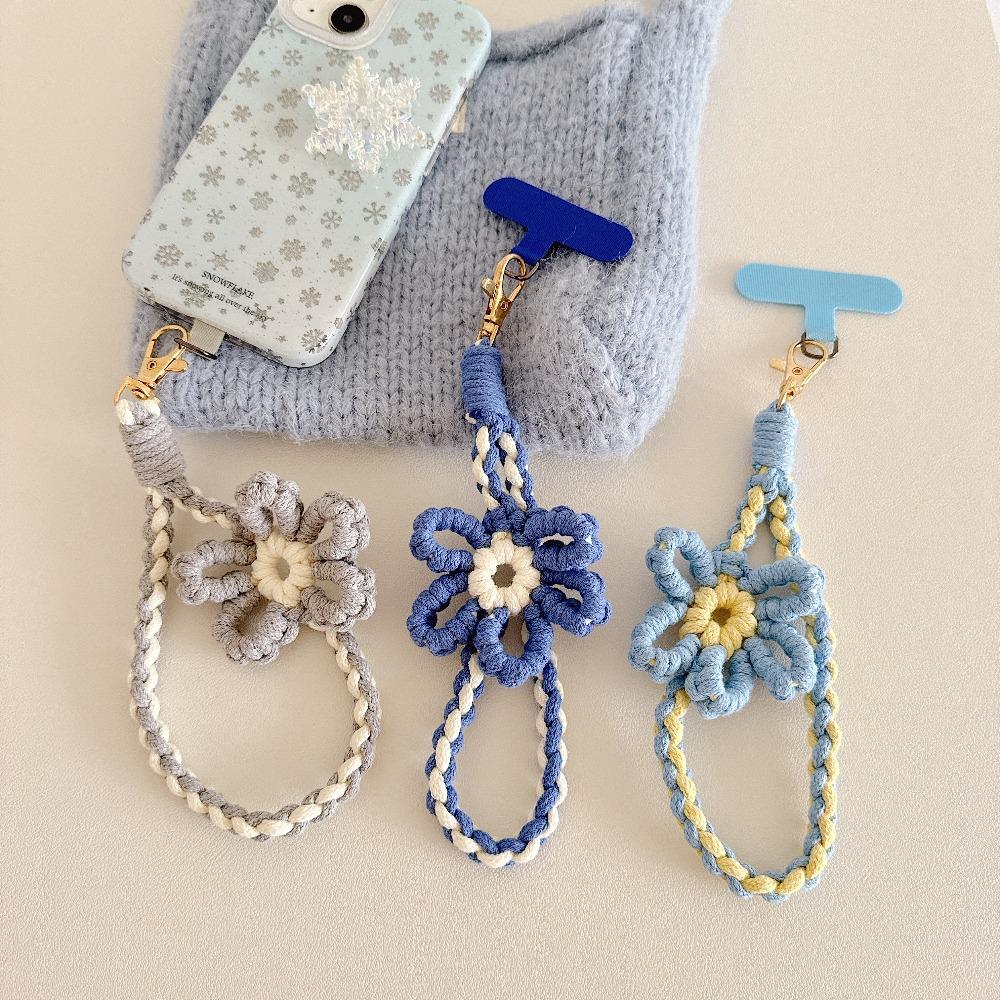 Ins Knit Colorful Flower Short Lanyard for Mobile Cell Phone Hand Wrist Strap Double Color Contrast Universal Rope Accessories