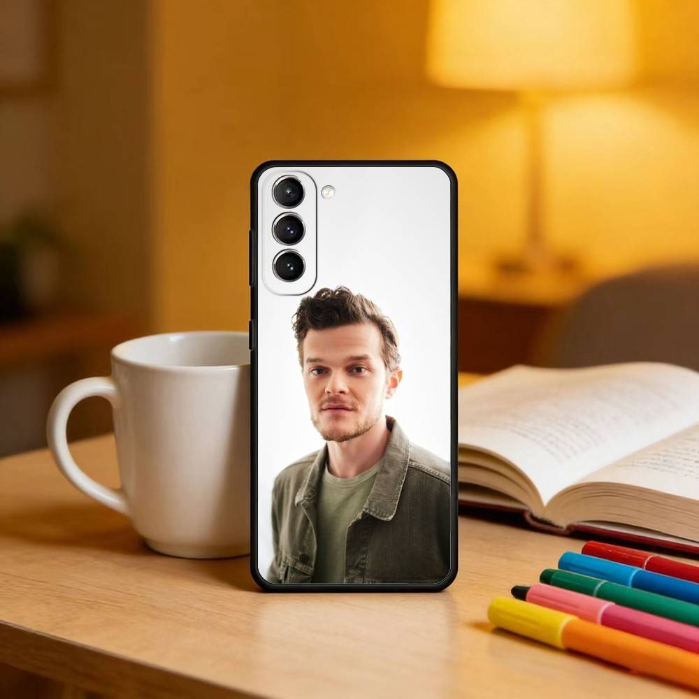 R-Robert COOL A-Aramayo Чехол для телефона Samsung S25,24,23,22,30,21,10,9,Ultra,Plus,Lite,FE,4,5 G Мягкий Черный Чехол