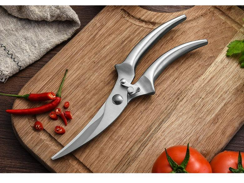 All-Steel Stainless Kitchen Scissors with Wooden Handle - Powerful, Multifunctional, for Cutting Chicken Bones and Household Food Use.