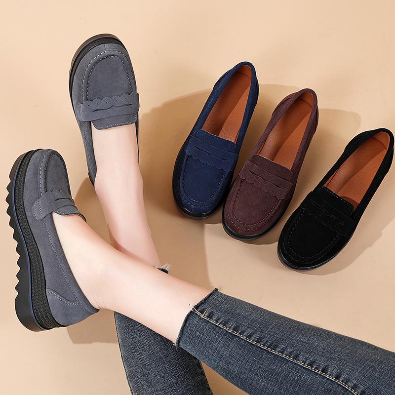 Genuine Leather Women's Sneakers - Spring/Autumn Style, Thick-Soled Wedge Platform, Large-Size Korean Mom Shoes