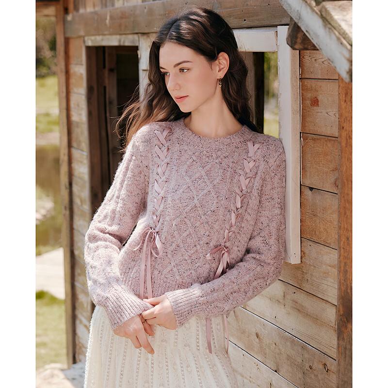 Betu Women's Webbing Design Knit Sweater